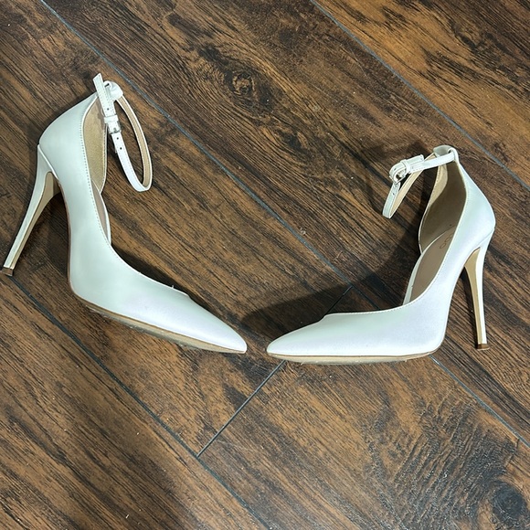 Aldo pointy toe high heels - Picture 7 of 7